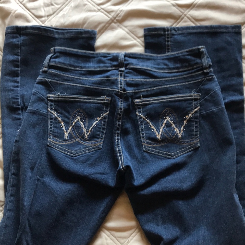 Women Wrangler Jeans